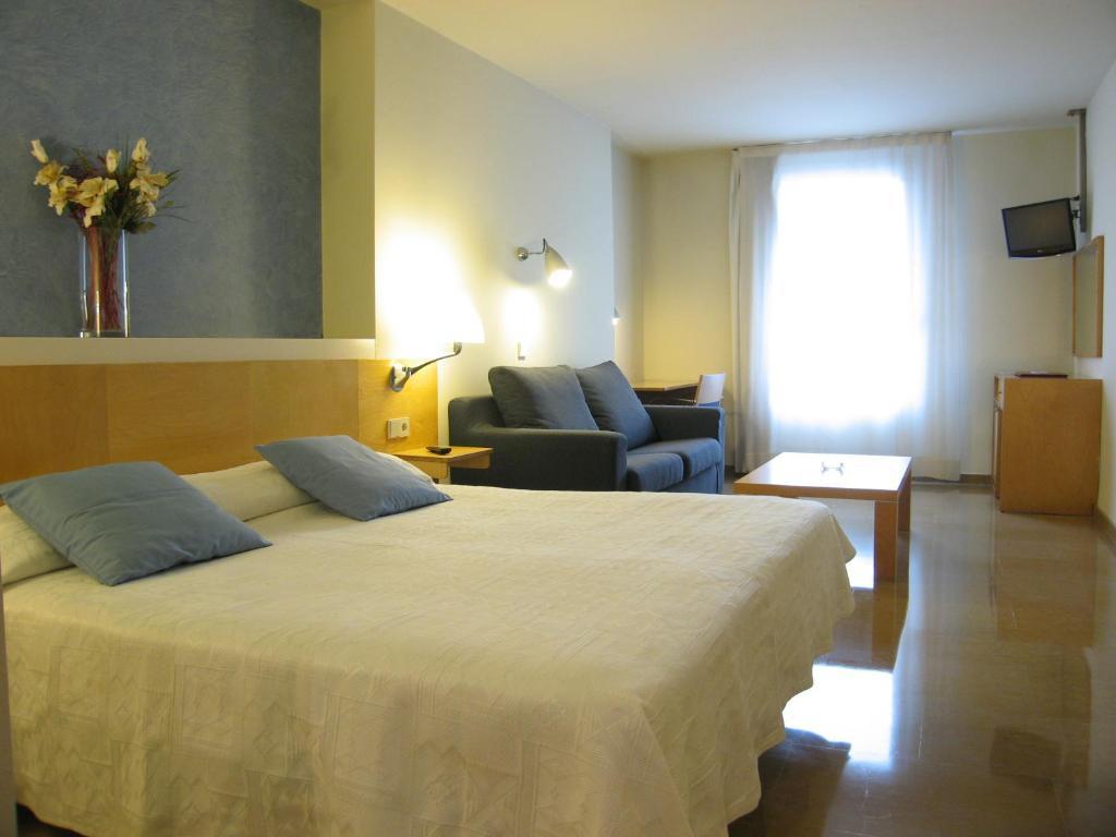 Hotel Rambla Figueres Figueres (Girona) Quarto foto